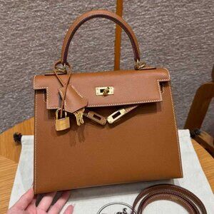 Classic Hermes Bag: A Stylish and Versatile Choice for Elegance